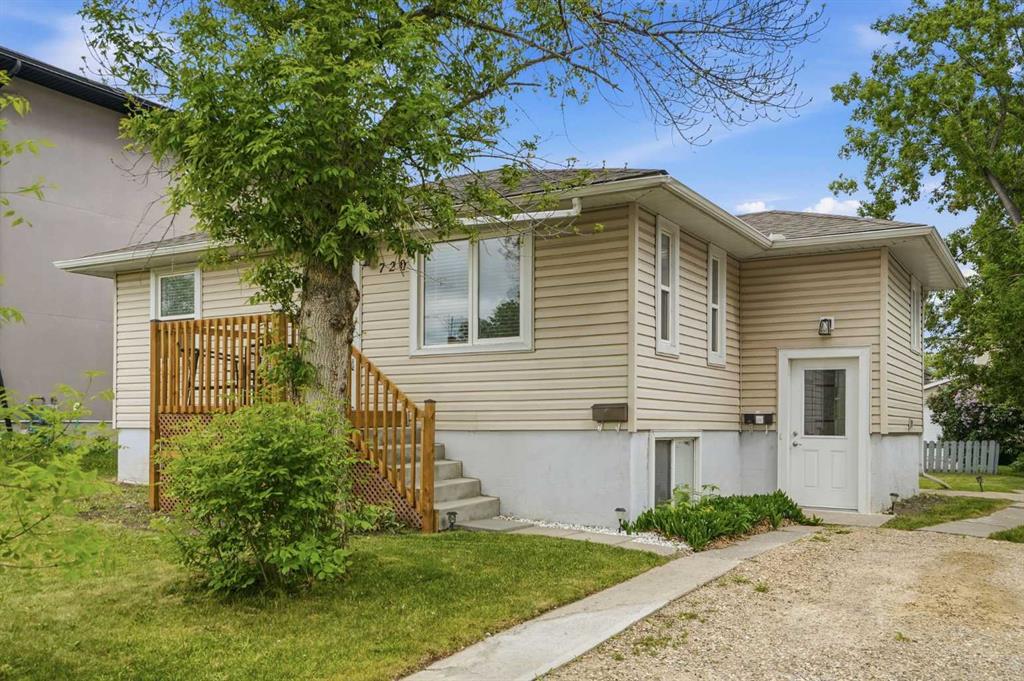 720 69 Avenue SW photo 2