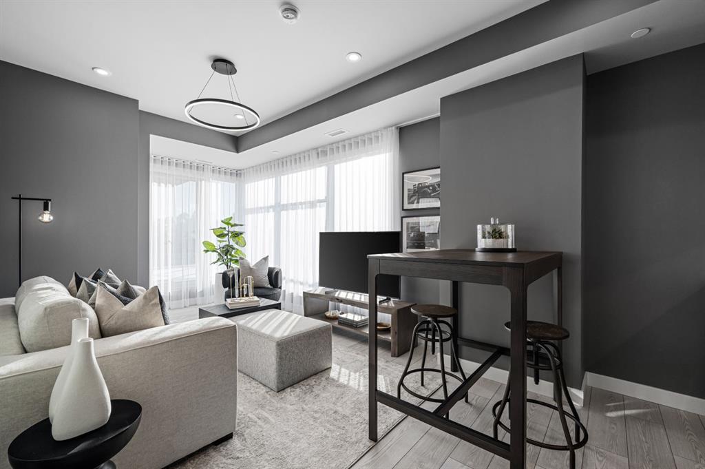 310 15 Avenue SW #209 photo 5
