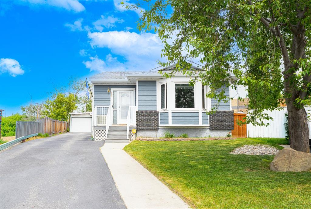 70 Elizabeth Way SE