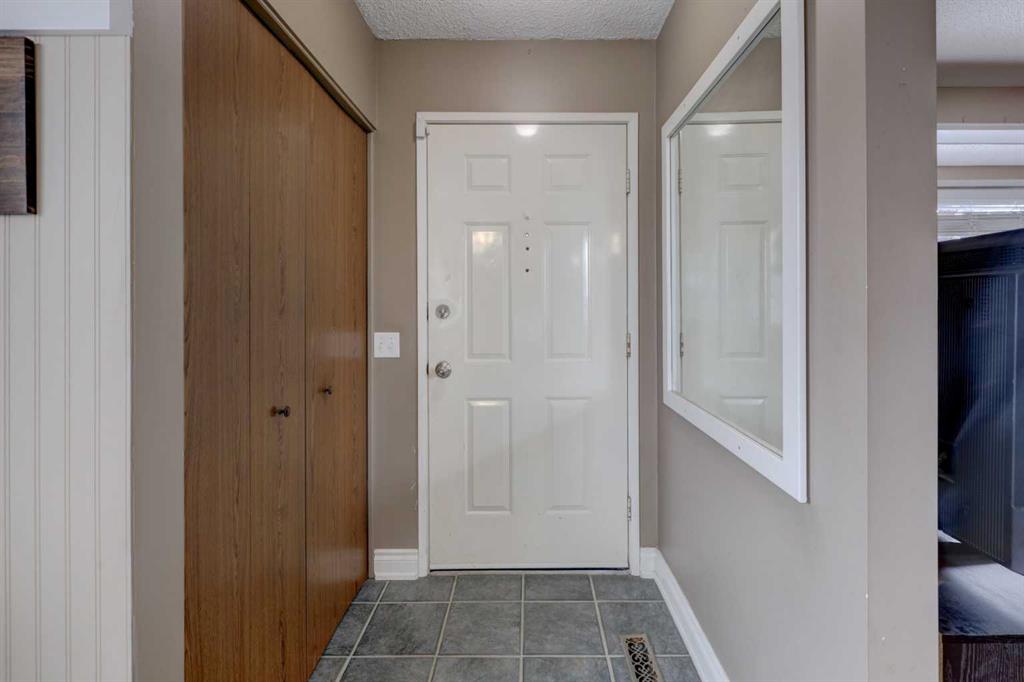 16 Martingrove Mews NE photo 5