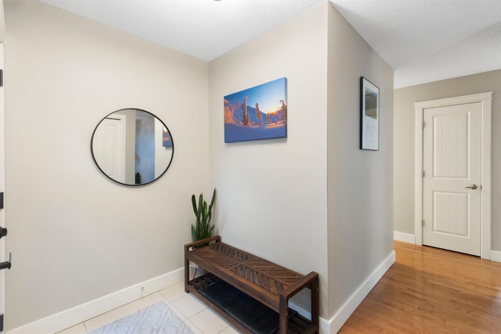 10504 Spadina Drive SW photo 5