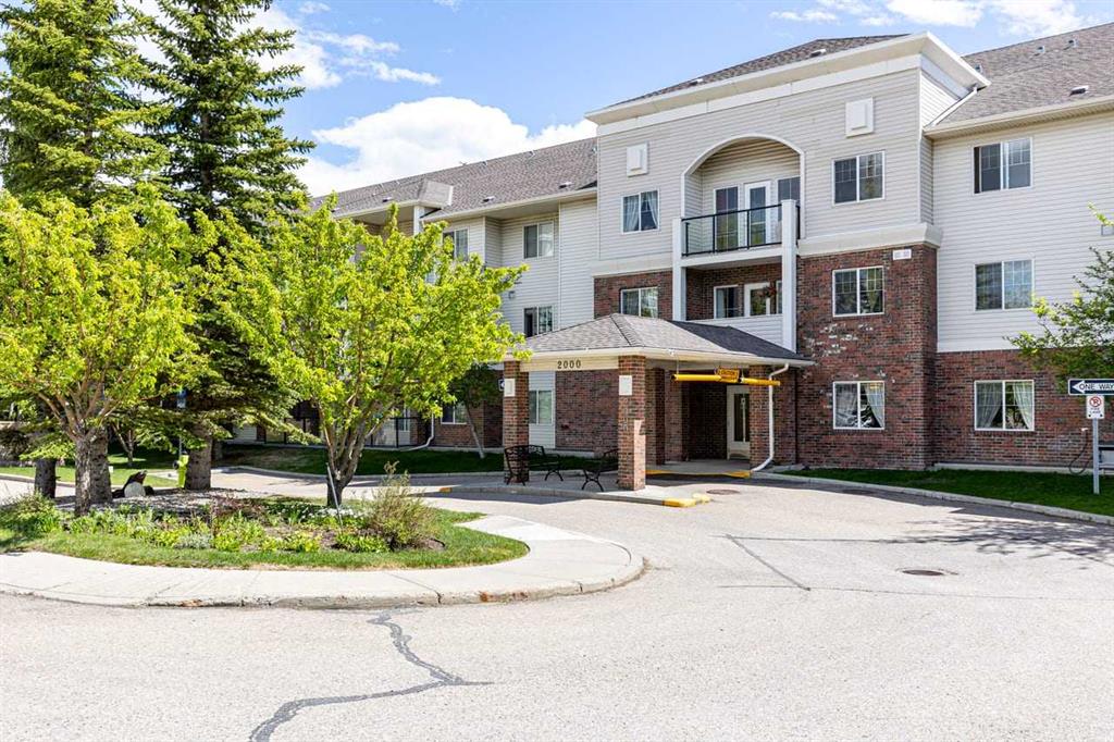 928 Arbour Lake Road NW #2111 photo 2