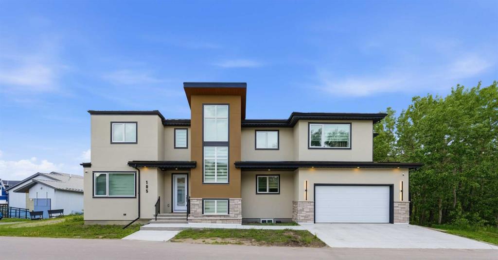 105 Rockhaven Green NW photo 2