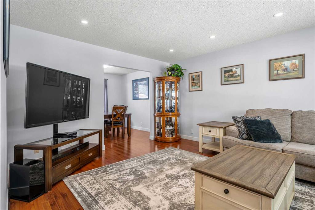 14520 Parkside Drive SE photo 4