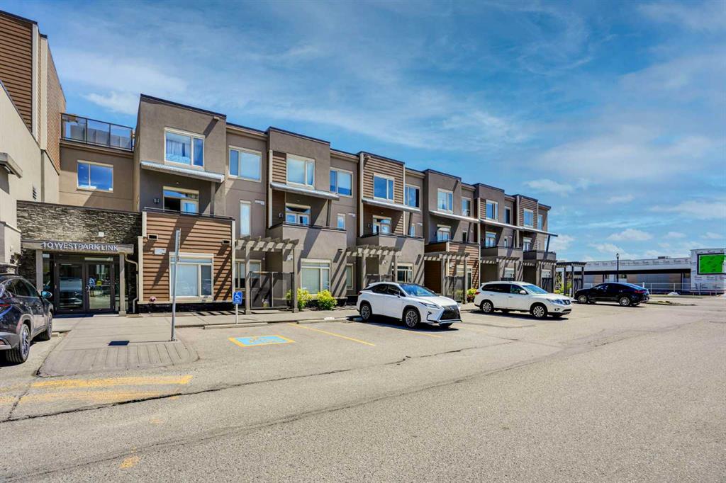 10 Westpark Link SW #201 photo 3