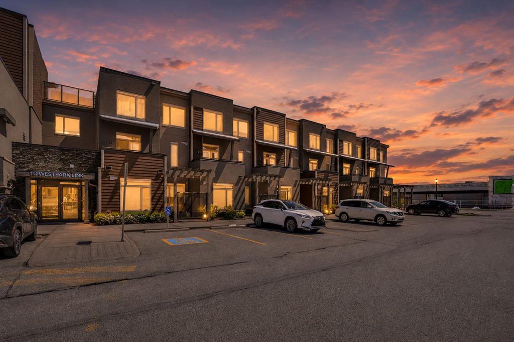 10 Westpark Link SW #201 photo 5