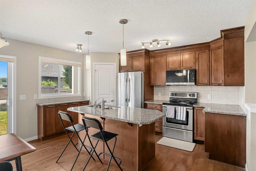 249 Elgin Meadows Park SE photo 4