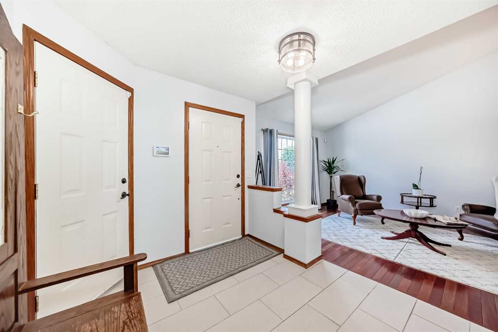 263 Coral Keys Drive NE photo 4