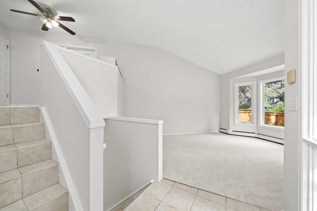 107 Tararidge Close NE photo 5