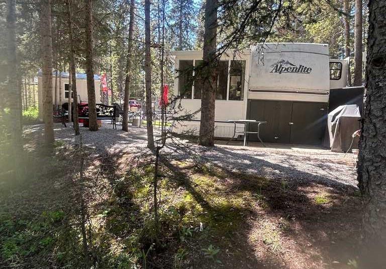 5230 Highway 27 #5 Timber Close
