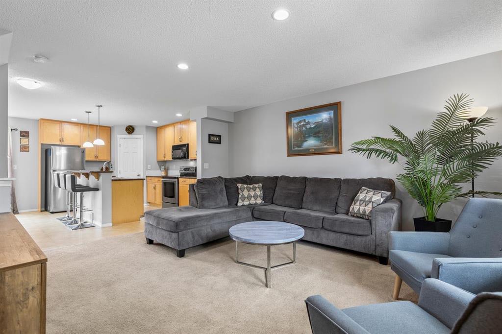 189 Country Village Manor NE photo 5