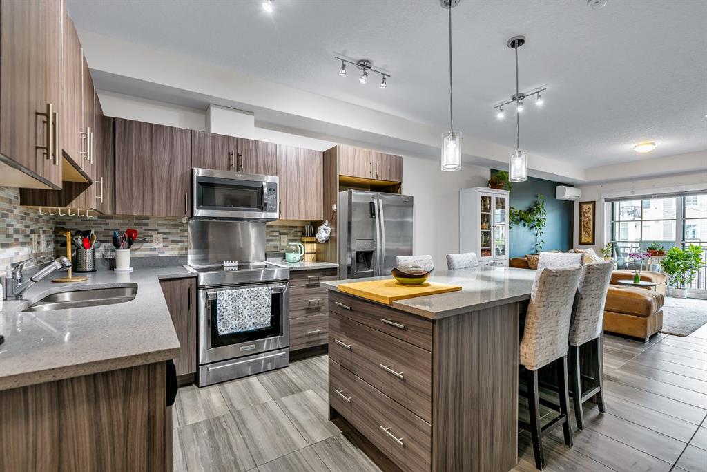 215 Legacy Boulevard SE #3305 photo 2