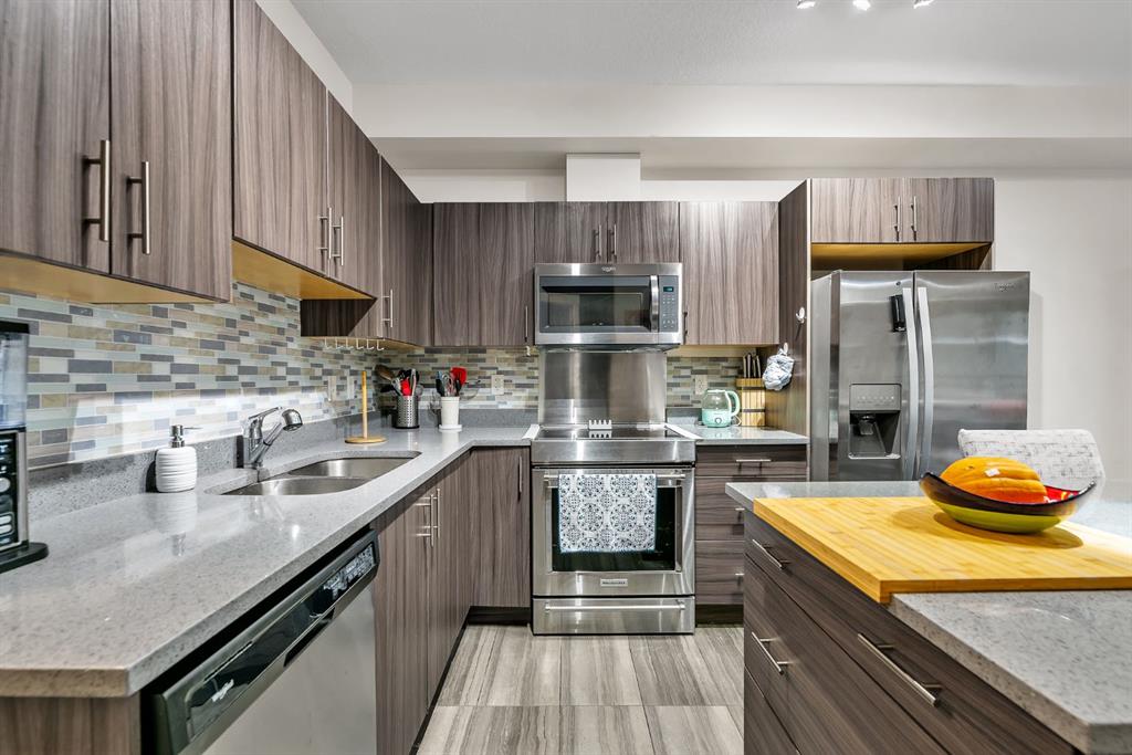 215 Legacy Boulevard SE #3305 photo 3