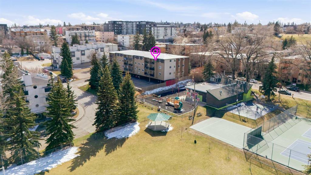 2508 17 Street SW #302 photo 2