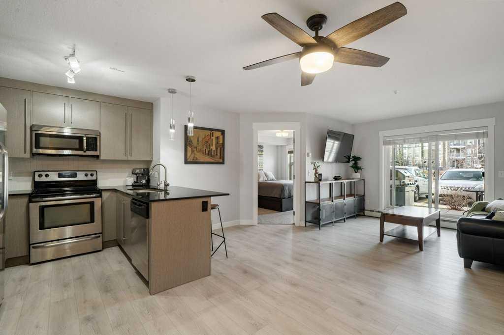 11 Mahogany Row SE #1114