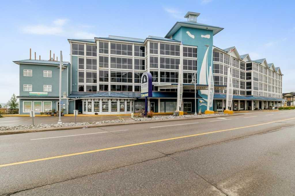 5100 Lakeshore Drive #401