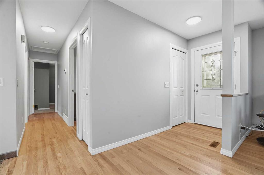 101 Aspen Crescent photo 5