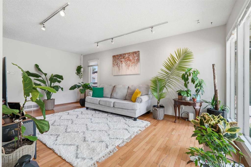 121 Sunbank Way SE photo 5