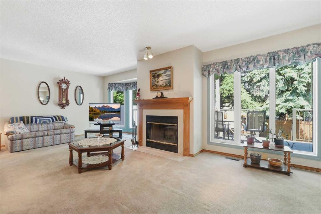 22A Woodmeadow Close SW photo 2