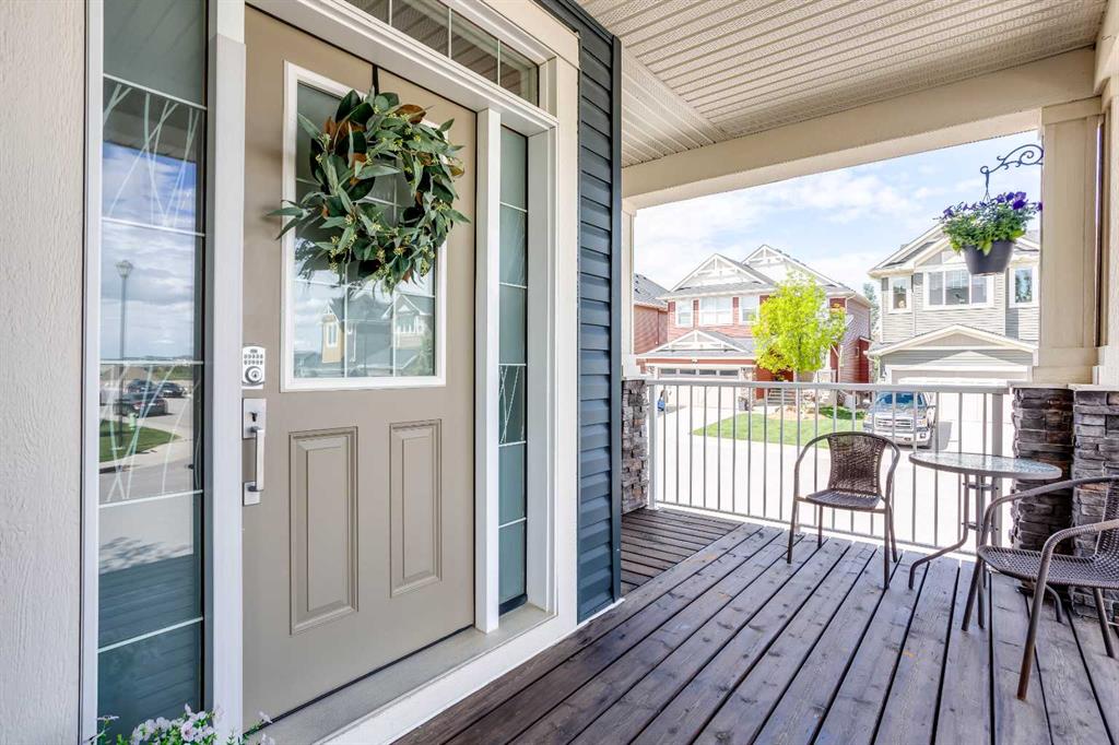 1765 Baywater Road SW photo 3