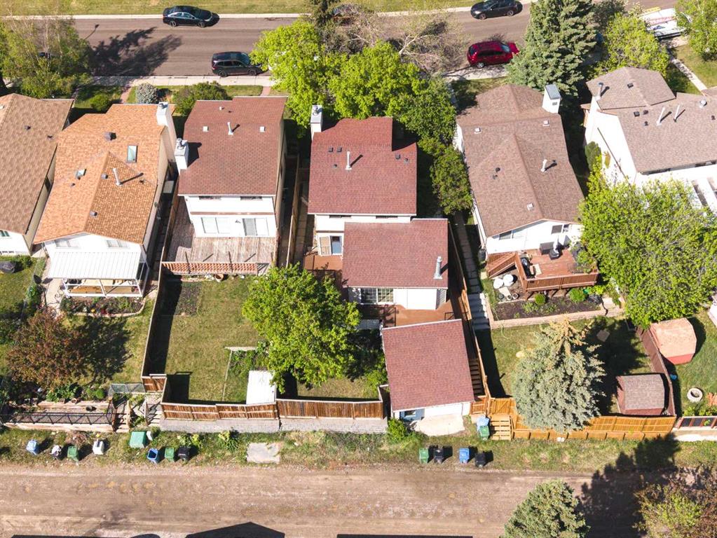 200 Edgedale Way NW photo 3