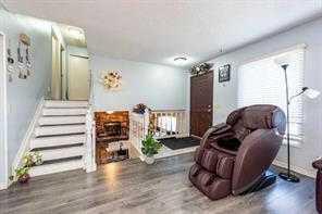 304 Whitefield Drive NE photo 4