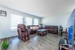 304 Whitefield Drive NE photo 5