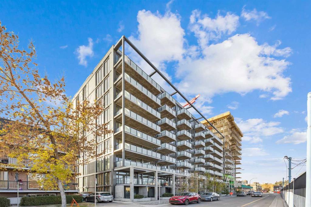 327 9A Street NW #812