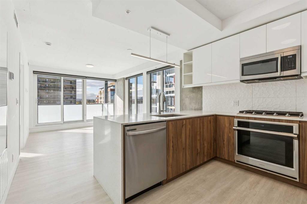 327 9A Street NW #812 photo 3