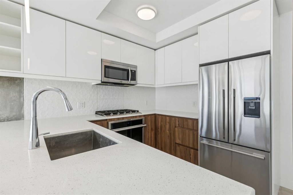 327 9A Street NW #812 photo 5