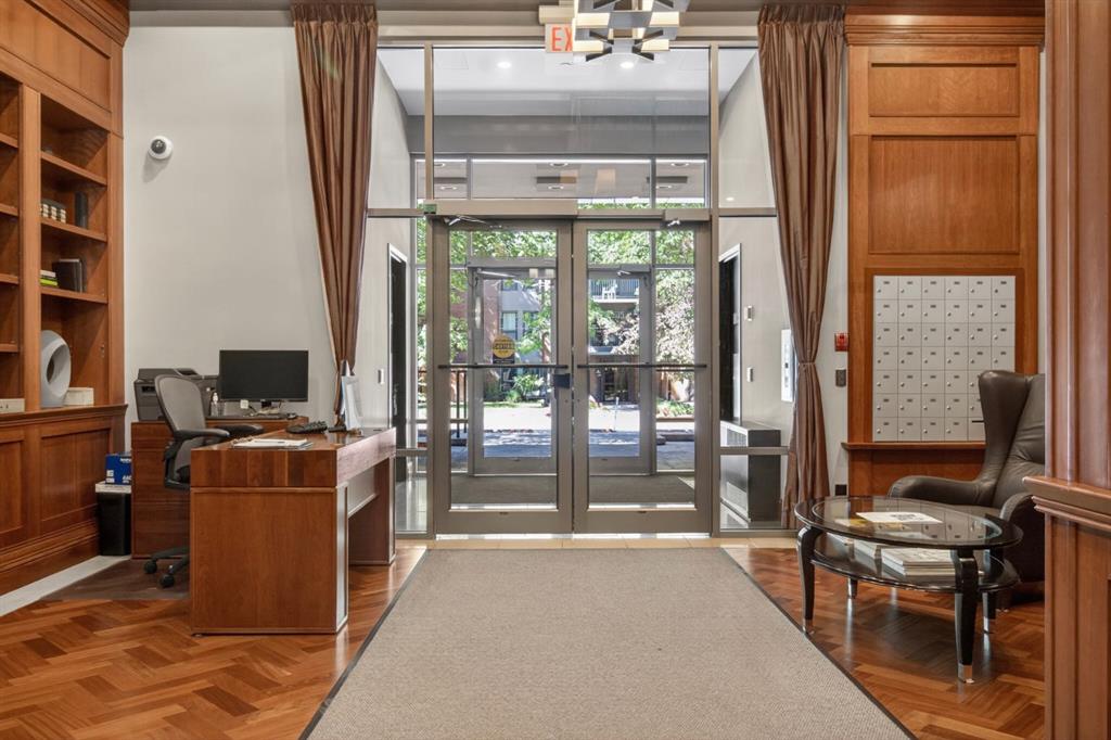 701 3 Avenue SW #401 photo 3