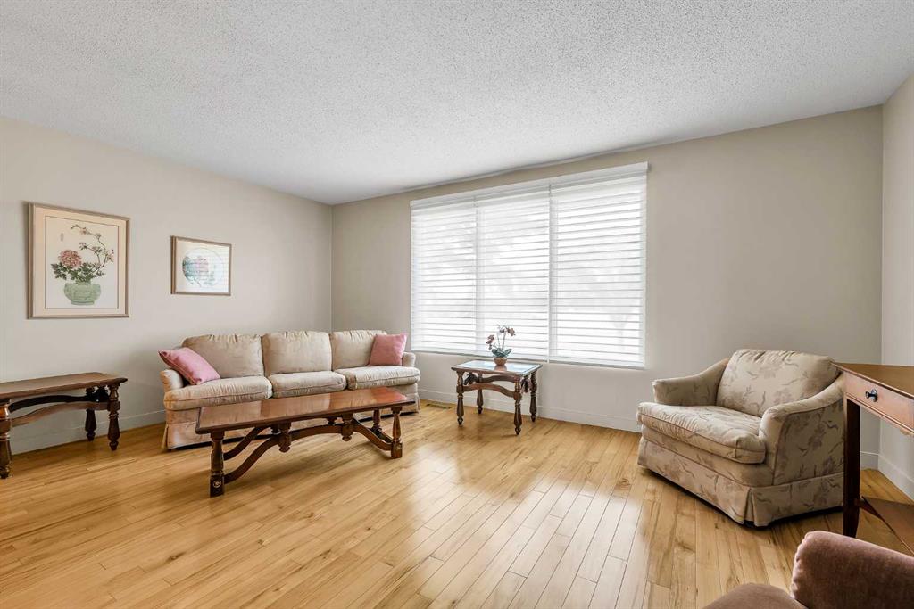 99 Huntford Road NE photo 5