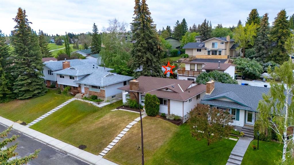 120 Silverthorn Way NW photo 3