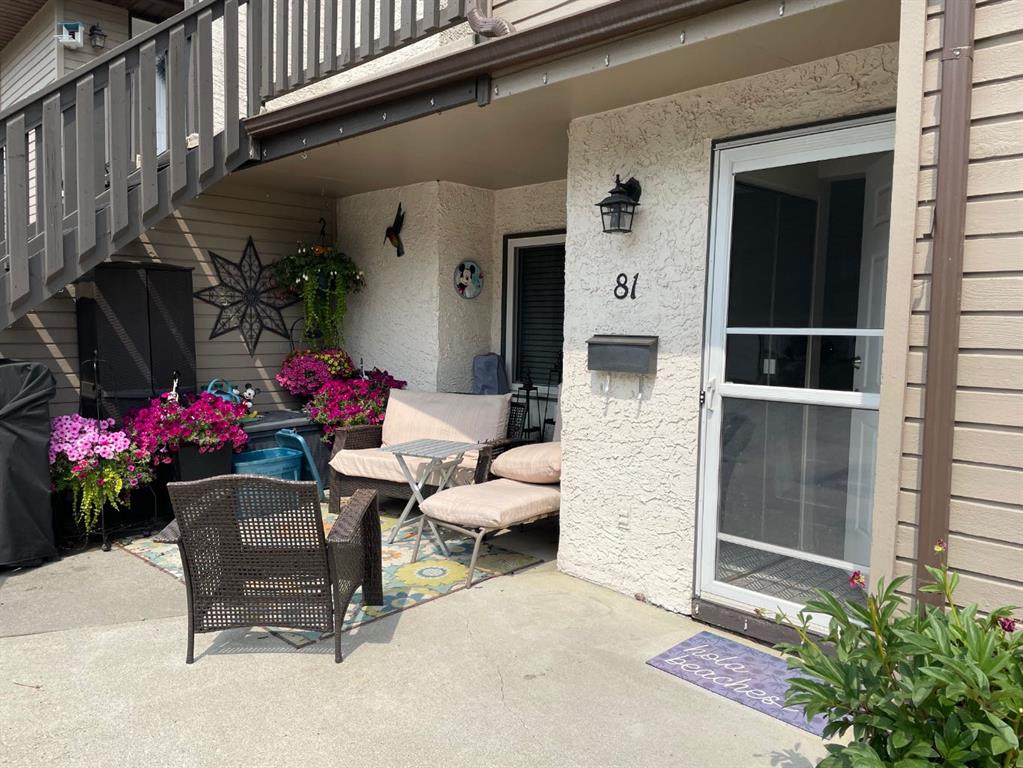 81 Cedar Springs Gardens SW photo 2
