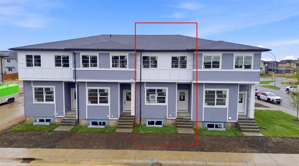 13 Savanna Place NE photo 2