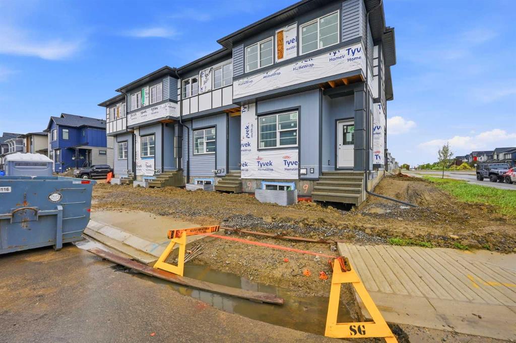 13 Savanna Place NE photo 3