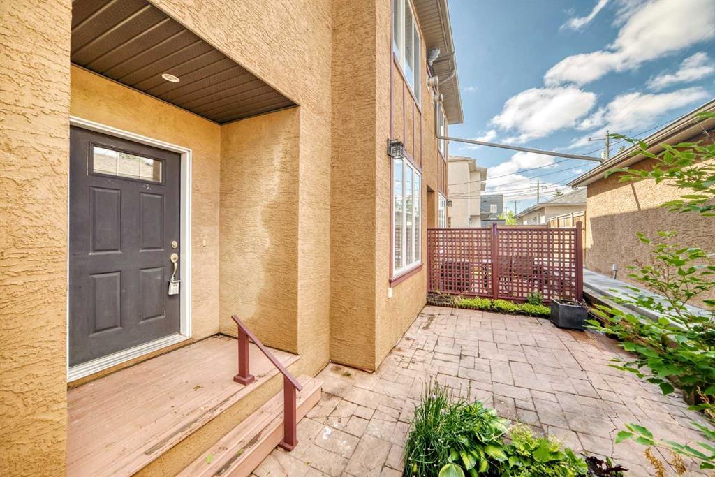 1921 30 Street SW #2 photo 4