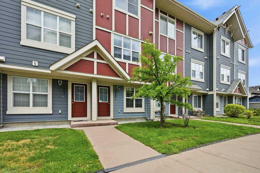 123 Marquis Lane SE photo 3