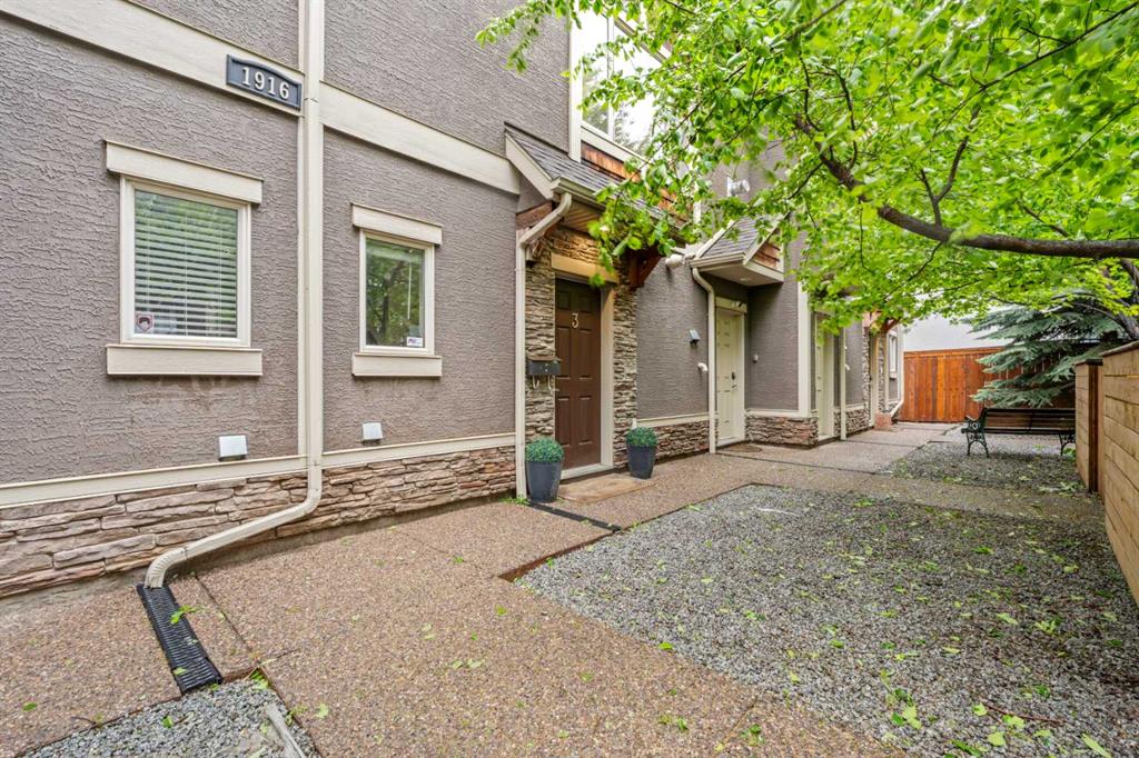 1916 36 Street SW #3 photo 2