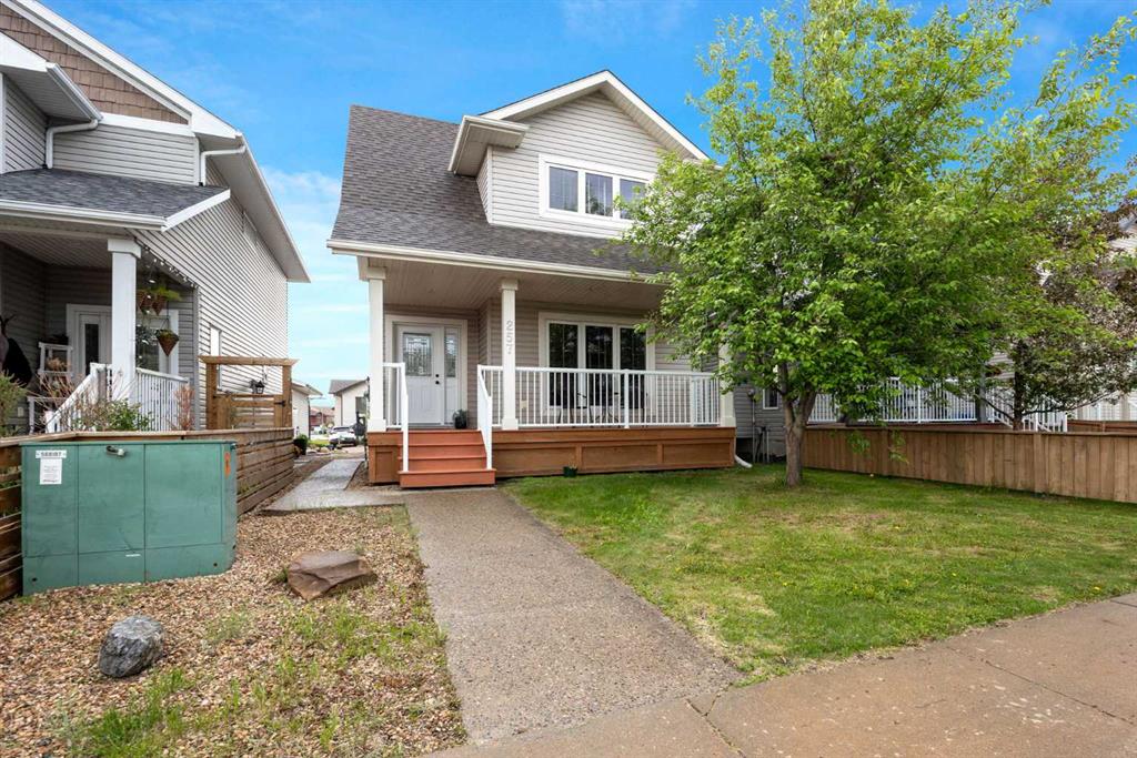 257 Hawthorn Way photo 2