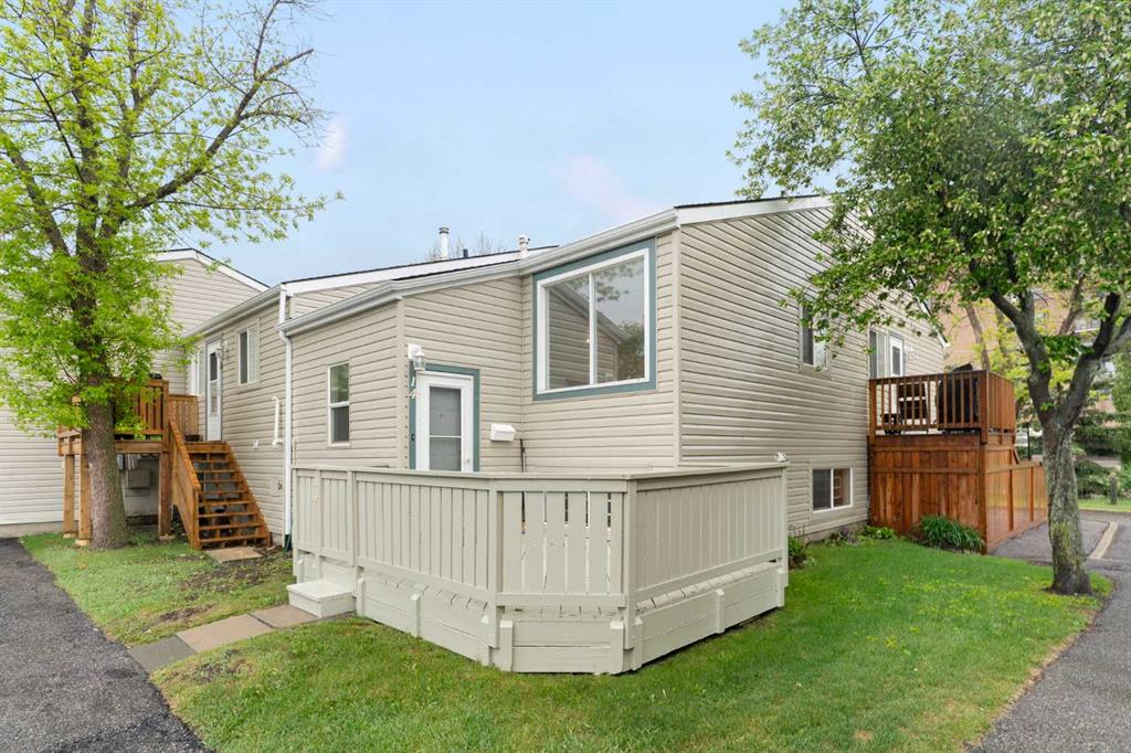8544 48 Avenue NW #14 photo 3