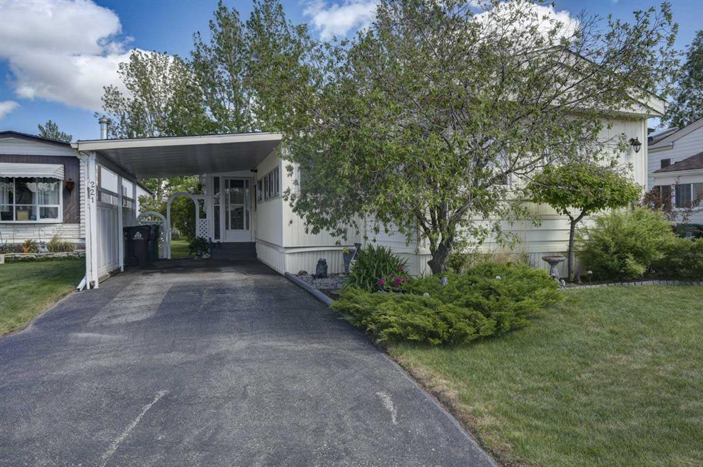 99 Arbour Lake Road NW #221