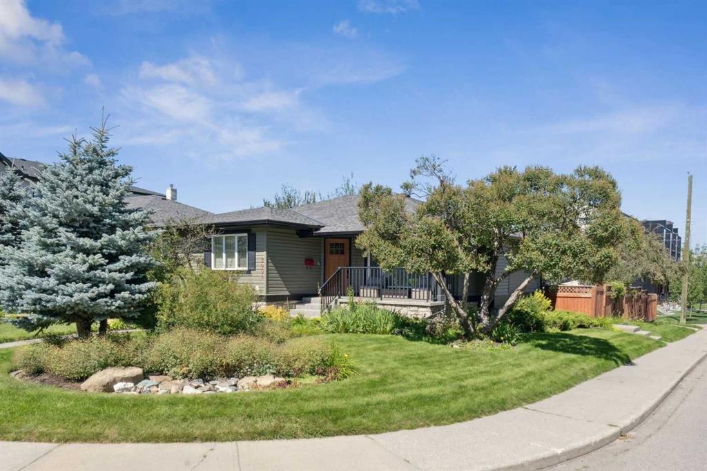 2404 29 Avenue SW photo 2