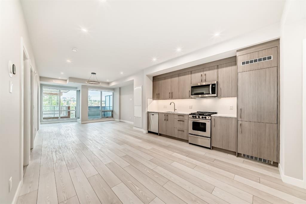 110 18A Street NW #325 photo 2