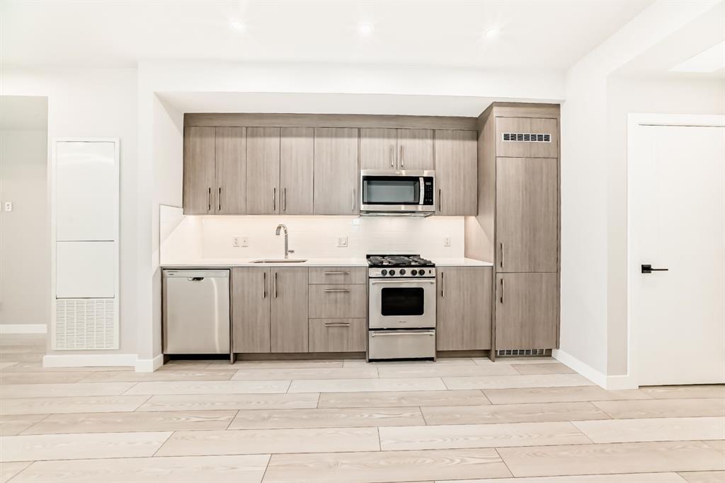 110 18A Street NW #325 photo 3