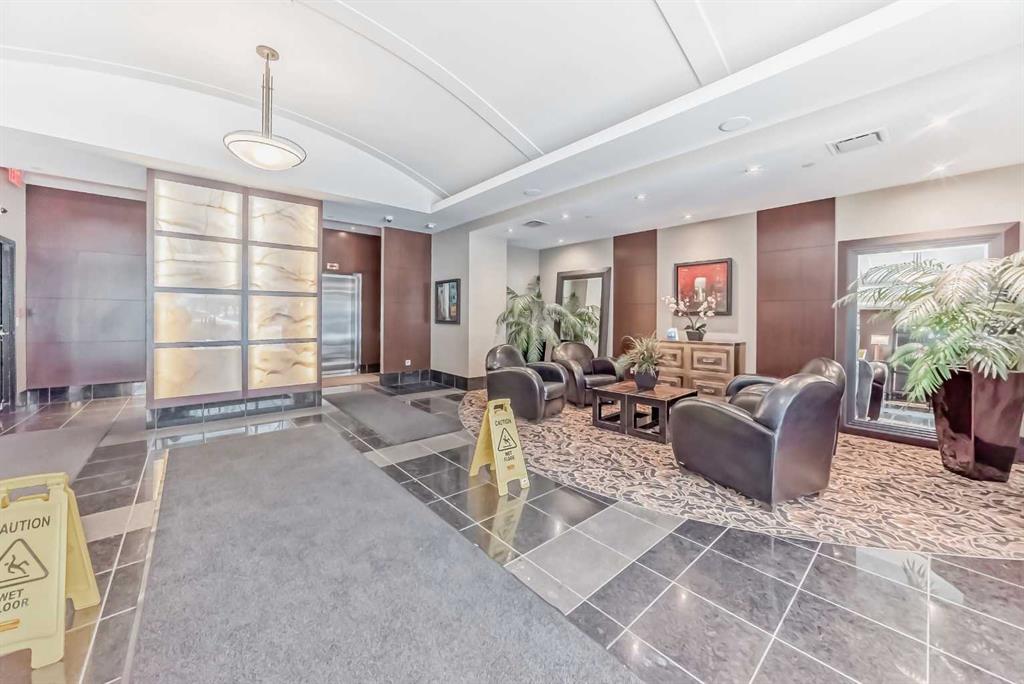 920 5 Avenue SW #2008