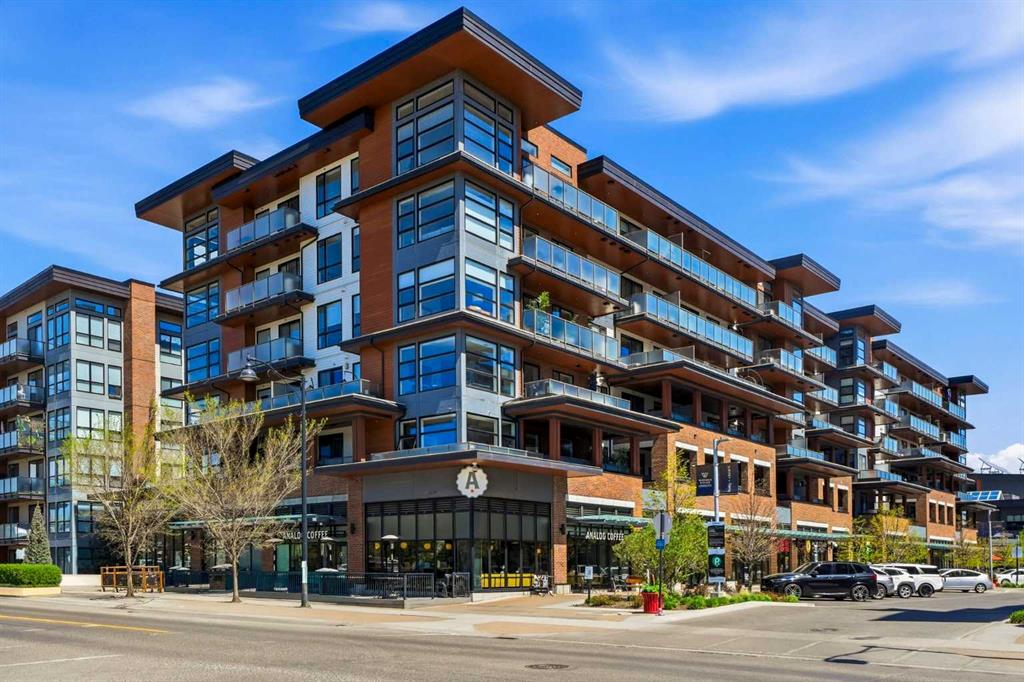 122 Mahogany Centre SE #212