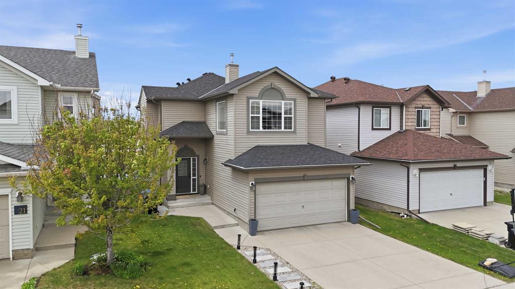 17 Bridlecrest Court SW photo 2