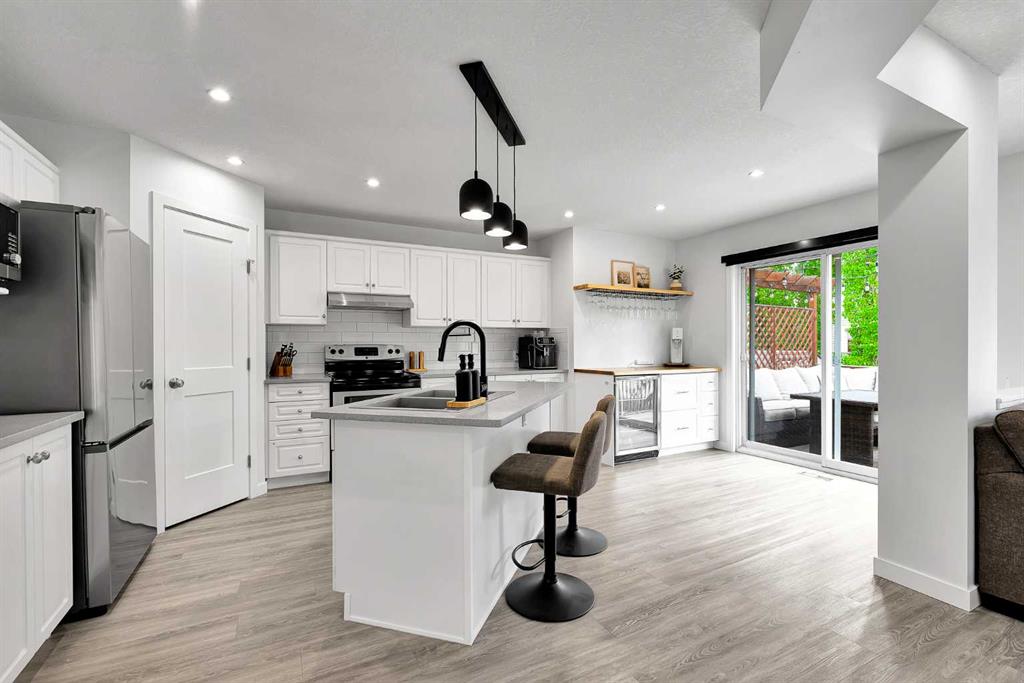 272 Douglas Glen Boulevard SE photo 4