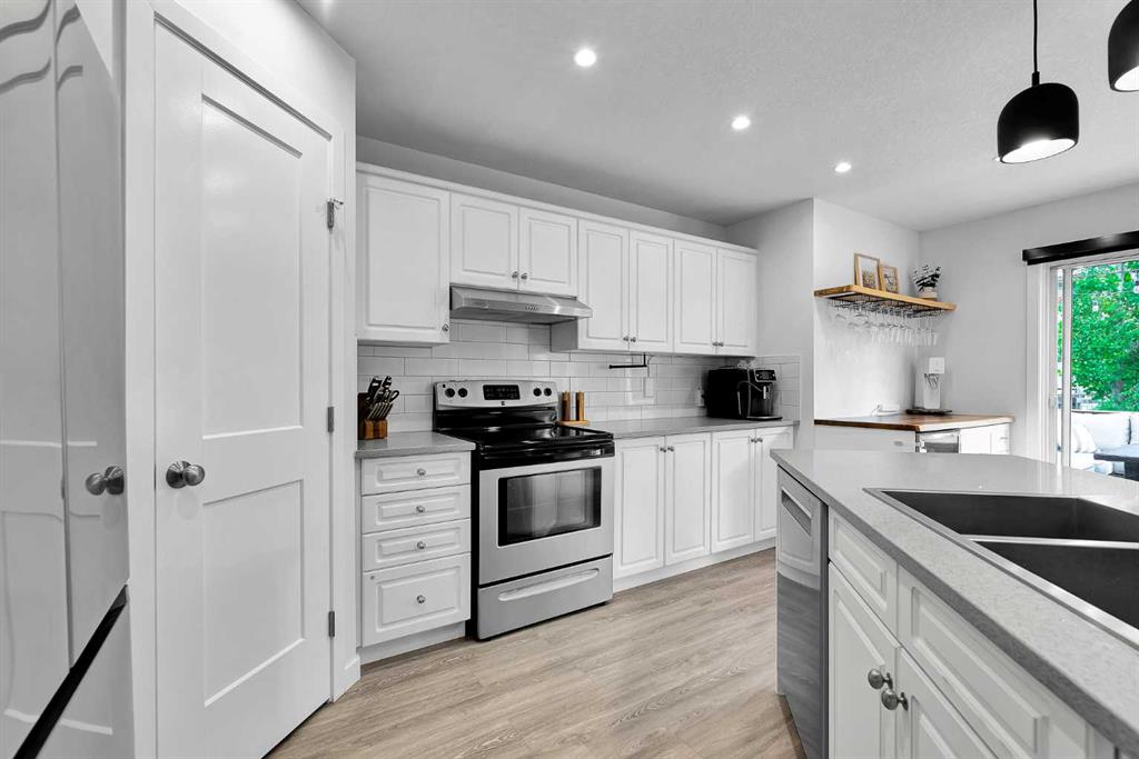 272 Douglas Glen Boulevard SE photo 5